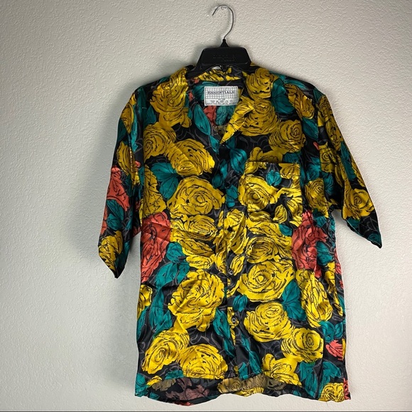 Essentials By DSI Floral Button Up Shirt Medium - Picture 1 of 5